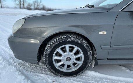 Hyundai Sonata IV рестайлинг, 2002 год, 350 000 рублей, 28 фотография