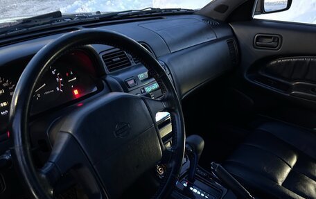 Nissan Maxima IV, 1996 год, 800 000 рублей, 5 фотография