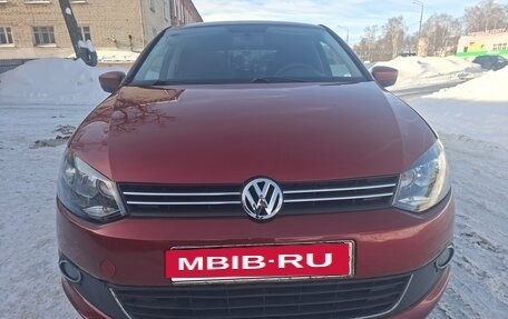 Volkswagen Polo VI (EU Market), 2013 год, 575 000 рублей, 1 фотография