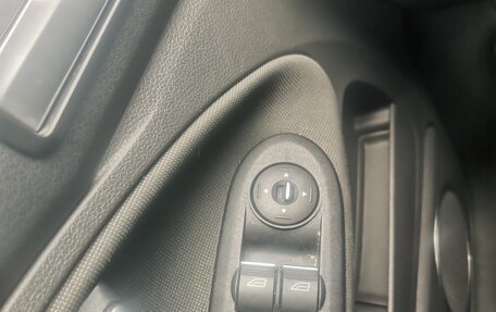 Ford Kuga III, 2011 год, 1 390 000 рублей, 16 фотография