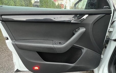 Skoda Octavia RS, 2014 год, 1 950 000 рублей, 24 фотография