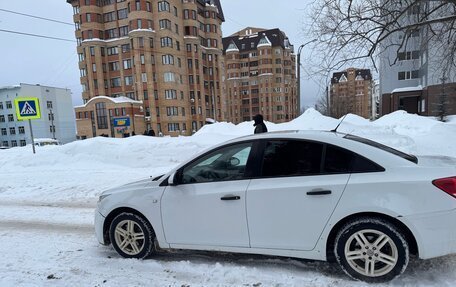 Chevrolet Cruze II, 2010 год, 570 000 рублей, 11 фотография