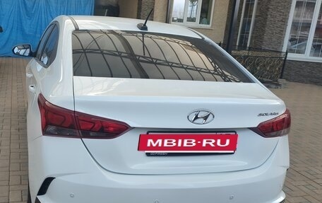 Hyundai Solaris II рестайлинг, 2021 год, 1 650 000 рублей, 4 фотография