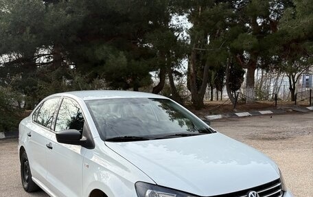 Volkswagen Polo VI (EU Market), 2019 год, 650 000 рублей, 3 фотография