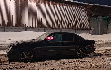 Mercedes-Benz E-Класс, 1998 год, 700 000 рублей, 4 фотография