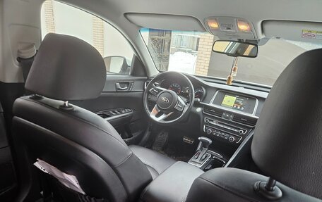 KIA Optima IV, 2018 год, 2 200 000 рублей, 6 фотография