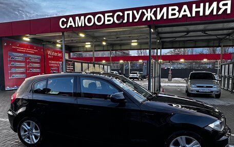 BMW 1 серия, 2011 год, 1 050 000 рублей, 6 фотография