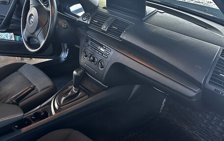 BMW 1 серия, 2011 год, 1 050 000 рублей, 10 фотография