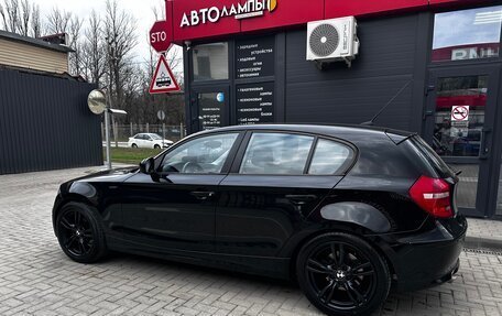 BMW 1 серия, 2011 год, 1 050 000 рублей, 15 фотография