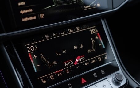 Audi A8, 2018 год, 3 900 000 рублей, 14 фотография