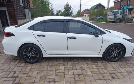 Toyota Corolla, 2021 год, 2 200 000 рублей, 3 фотография