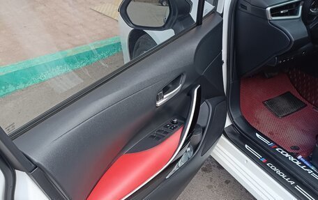 Toyota Corolla, 2021 год, 2 200 000 рублей, 8 фотография
