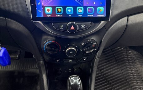 Hyundai Solaris II рестайлинг, 2016 год, 1 070 000 рублей, 8 фотография