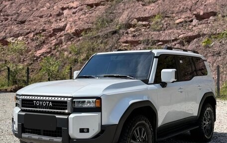 Toyota Land Cruiser Prado, 2025 год, 9 270 000 рублей, 3 фотография