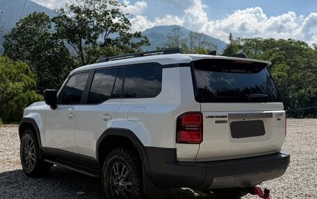 Toyota Land Cruiser Prado, 2025 год, 9 270 000 рублей, 4 фотография