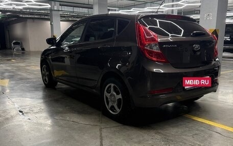 Hyundai Solaris II рестайлинг, 2016 год, 1 070 000 рублей, 13 фотография