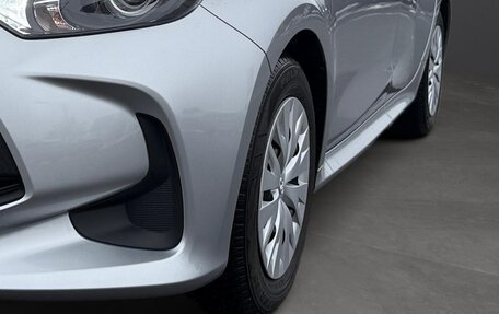 Toyota Yaris, 2022 год, 1 780 000 рублей, 3 фотография