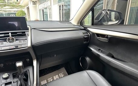 Lexus NX I, 2021 год, 3 120 000 рублей, 14 фотография