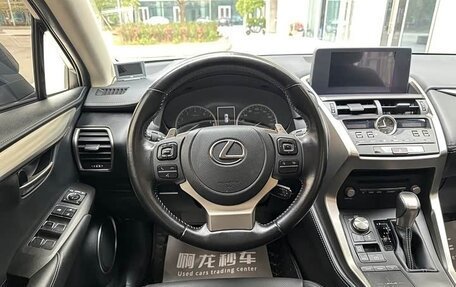 Lexus NX I, 2021 год, 3 120 000 рублей, 6 фотография