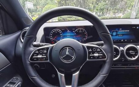 Mercedes-Benz GLB, 2022 год, 2 145 000 рублей, 11 фотография