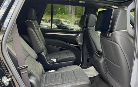 Cadillac Escalade V, 2025 год, 17 000 000 рублей, 4 фотография