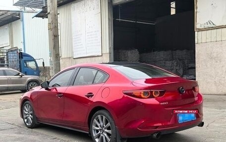 Mazda 3, 2022 год, 1 350 000 рублей, 3 фотография