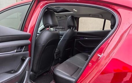 Mazda 3, 2022 год, 1 350 000 рублей, 9 фотография