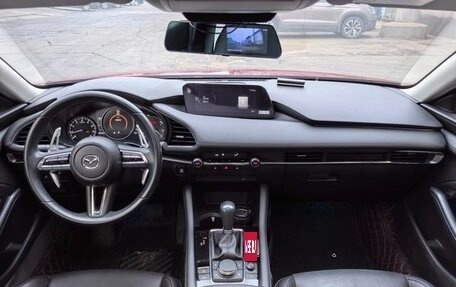 Mazda 3, 2022 год, 1 350 000 рублей, 8 фотография