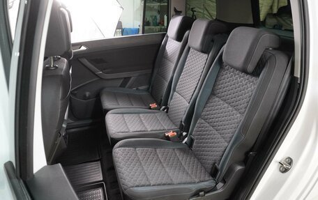 Volkswagen Touran III, 2019 год, 2 219 000 рублей, 9 фотография