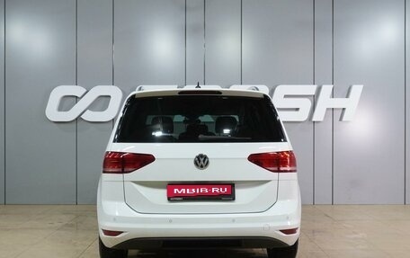 Volkswagen Touran III, 2019 год, 2 219 000 рублей, 4 фотография