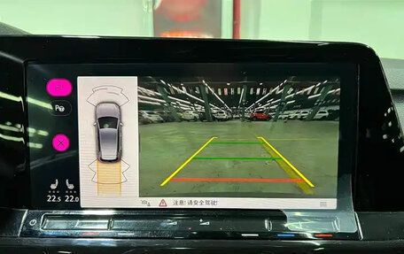 Volkswagen Golf VIII, 2022 год, 2 050 000 рублей, 12 фотография