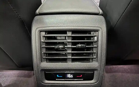 Volkswagen Golf VIII, 2022 год, 2 050 000 рублей, 16 фотография