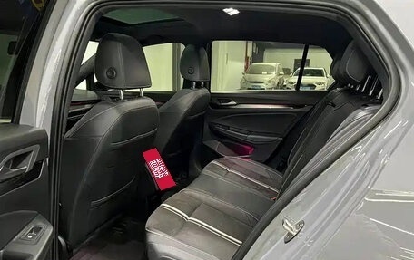 Volkswagen Golf VIII, 2022 год, 2 050 000 рублей, 14 фотография