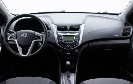 Hyundai Solaris II рестайлинг, 2013 год, 770 000 рублей, 13 фотография