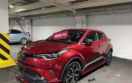 Toyota C-HR I рестайлинг, 2017 год, 1 950 000 рублей, 5 фотография