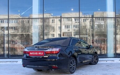 Toyota Camry, 2016 год, 1 780 000 рублей, 5 фотография