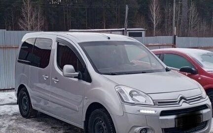 Citroen Berlingo II рестайлинг, 2013 год, 720 000 рублей, 8 фотография