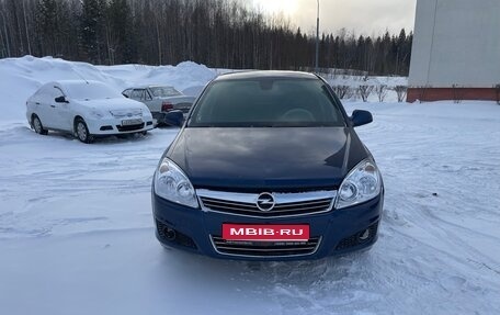 Opel Astra H, 2011 год, 270 000 рублей, 1 фотография