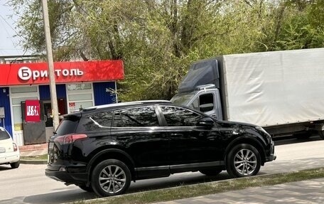 Toyota RAV4, 2019 год, 2 530 000 рублей, 1 фотография