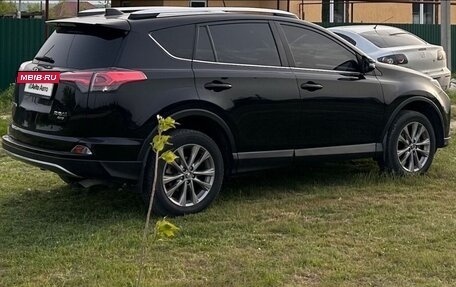 Toyota RAV4, 2019 год, 2 530 000 рублей, 3 фотография