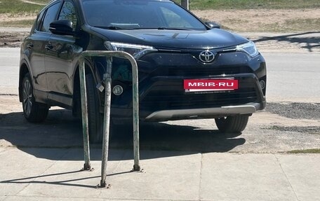 Toyota RAV4, 2019 год, 2 530 000 рублей, 15 фотография