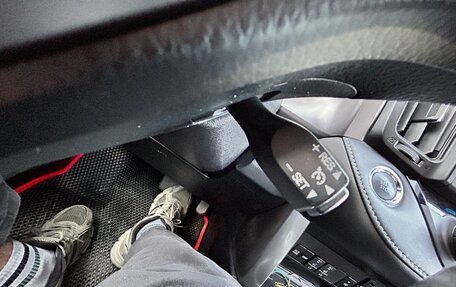 Toyota RAV4, 2019 год, 2 530 000 рублей, 21 фотография