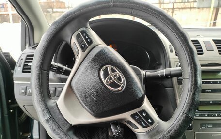 Toyota Avensis III рестайлинг, 2011 год, 1 000 000 рублей, 12 фотография