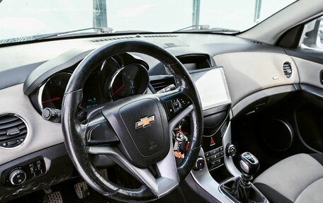 Chevrolet Cruze II, 2011 год, 659 000 рублей, 10 фотография