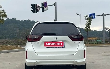 Honda Fit, 2022 год, 1 200 000 рублей, 4 фотография