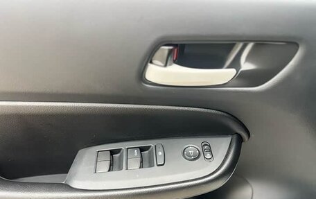 Honda Fit, 2022 год, 1 200 000 рублей, 16 фотография