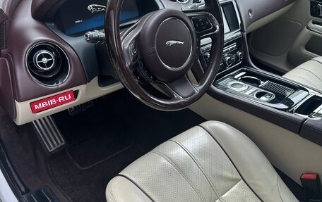 Jaguar XJ IV (X351), 2014 год, 2 350 000 рублей, 11 фотография