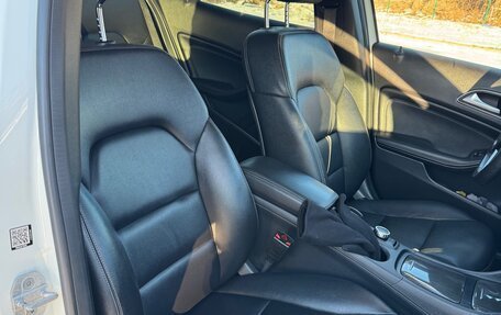 Mercedes-Benz GLA, 2015 год, 2 200 000 рублей, 10 фотография