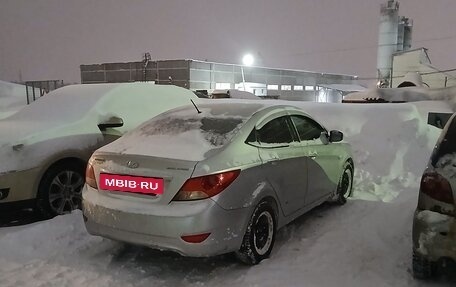 Hyundai Solaris II рестайлинг, 2011 год, 520 000 рублей, 3 фотография