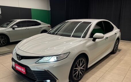 Toyota Camry, 2021 год, 3 350 000 рублей, 3 фотография